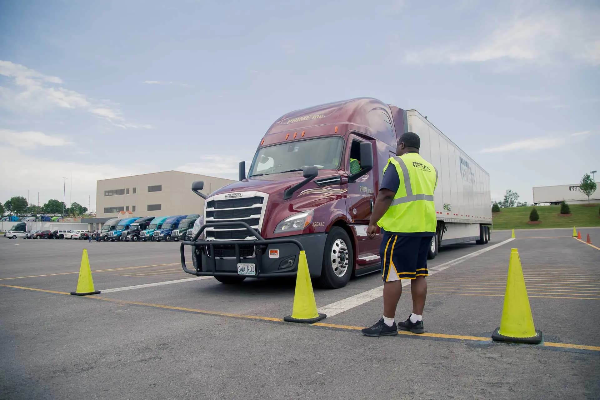 Commercial Driving Careers: Why CDL Training Continues to Attract Job Seekers Across America